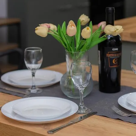 Bemowo Gorczewska By Renters * Warsaw