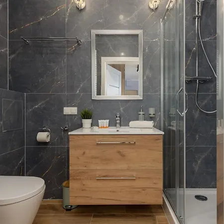 Bemowo Gorczewska By Renters Apartment *