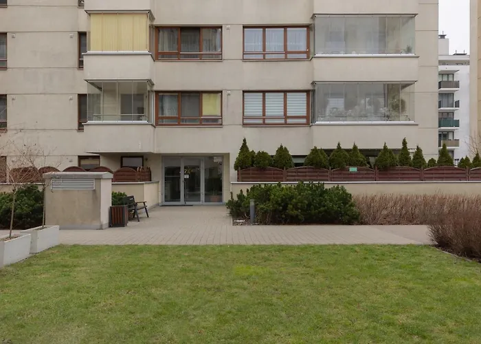 Bemowo Gorczewska By Renters ורשה